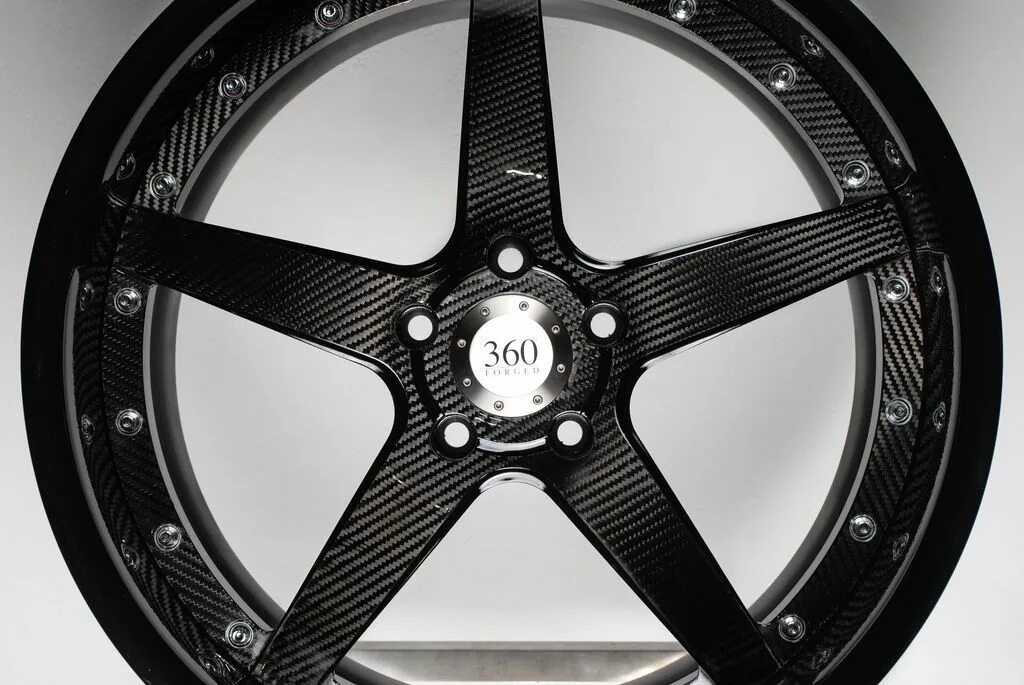 360 forged. Диски r19 карбон. 360 Forged диски. Диск карбоновый 10 дюймов. Карбоновые колесные диски.