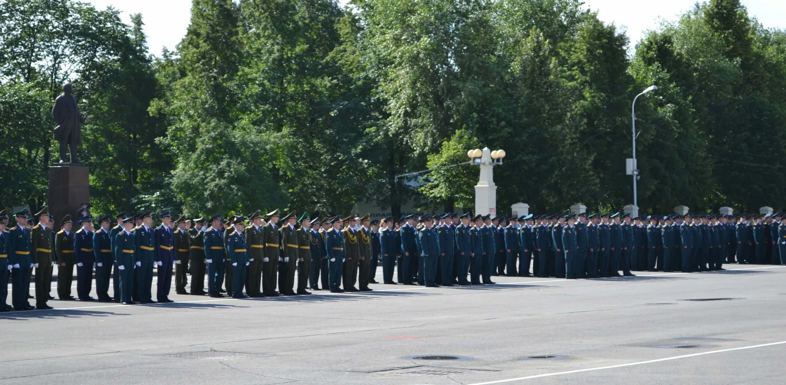 Вурэ череповец. Военный университет радиоэлектроники череповец. череповец военное училище. череповец военное пехотное училище.