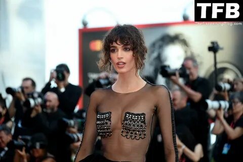 Greta Ferro Flashes Her Nude Tits at the 79th Venice International Film Fes...