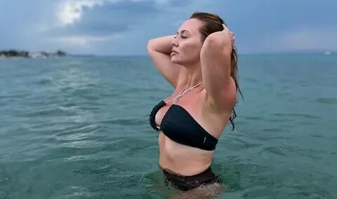 Әйелдердің кеуделерін сауу