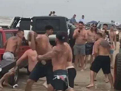 Полуголая вечеринка видео