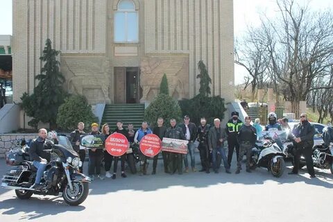 11 мотоциклистов