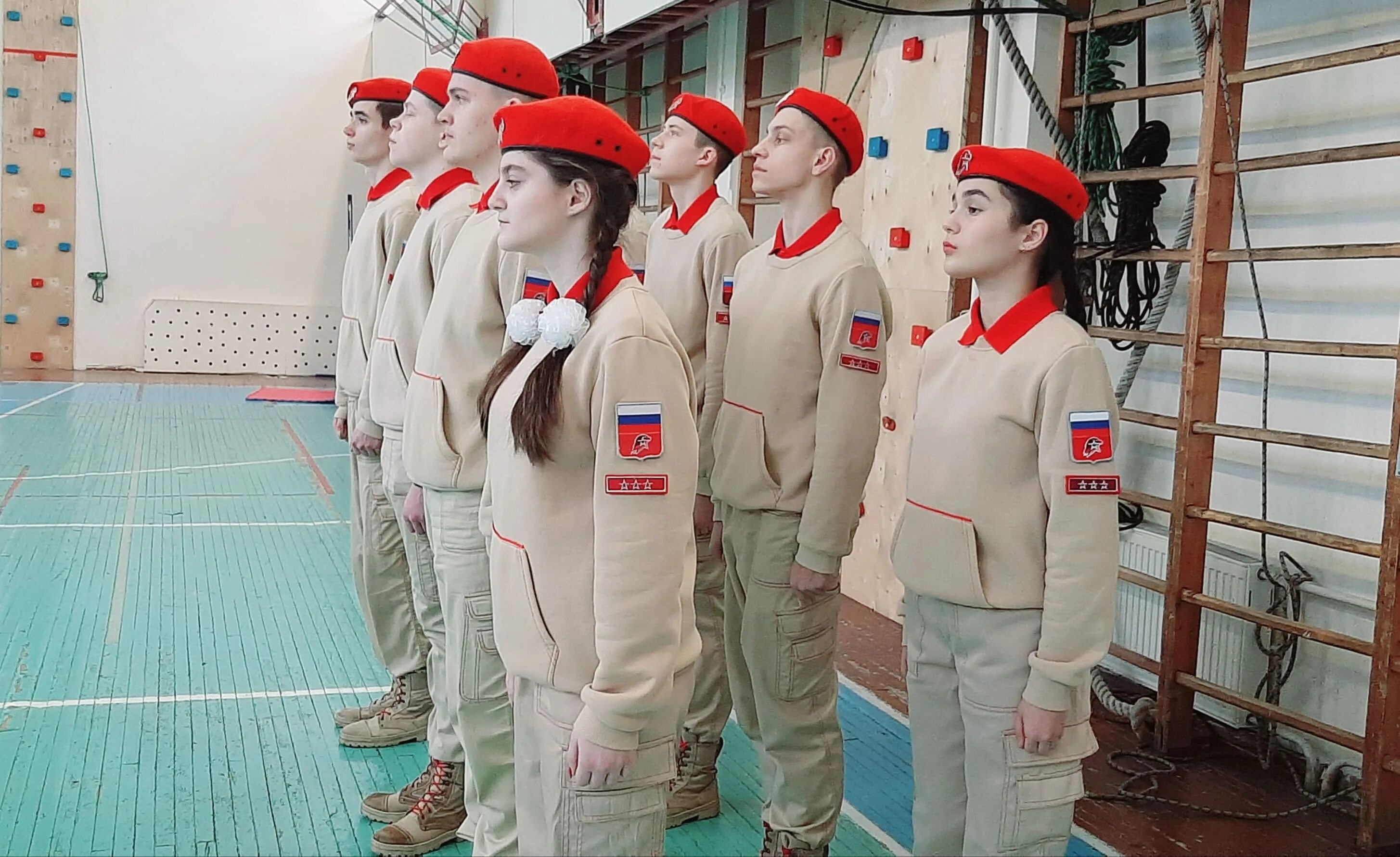 одежда юнармейцев.