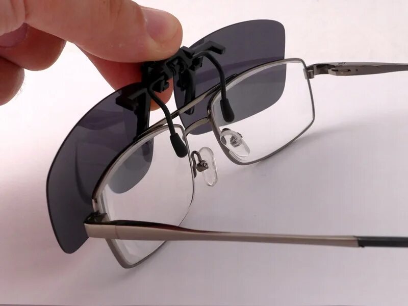Поляризационная накладка на очки Hugo Boss 1110. Очки Авиаторы фотохромные с диоптрией -0,75. Очки солнцезащитные поляризационные. Очки для зрения с солнцезащитной накладкой. Купить очки в ярославле