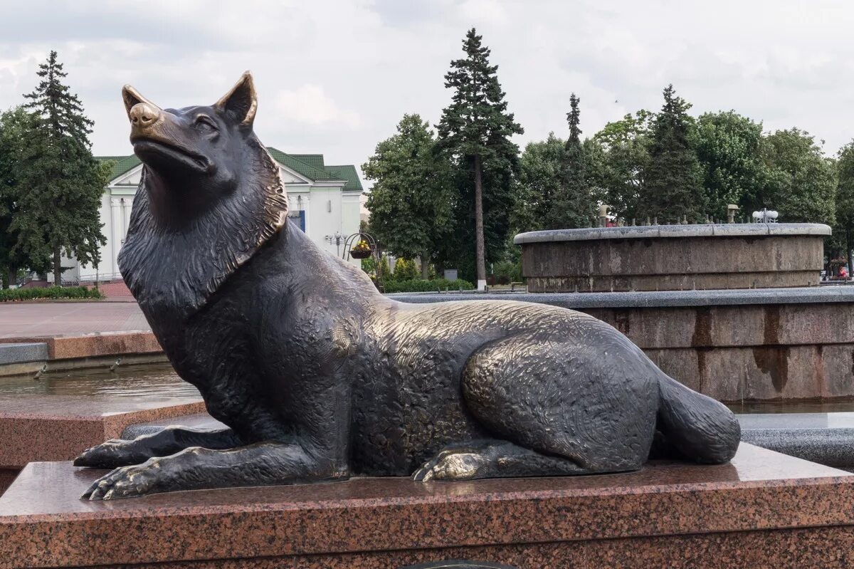 Памятник тамбовскому волку