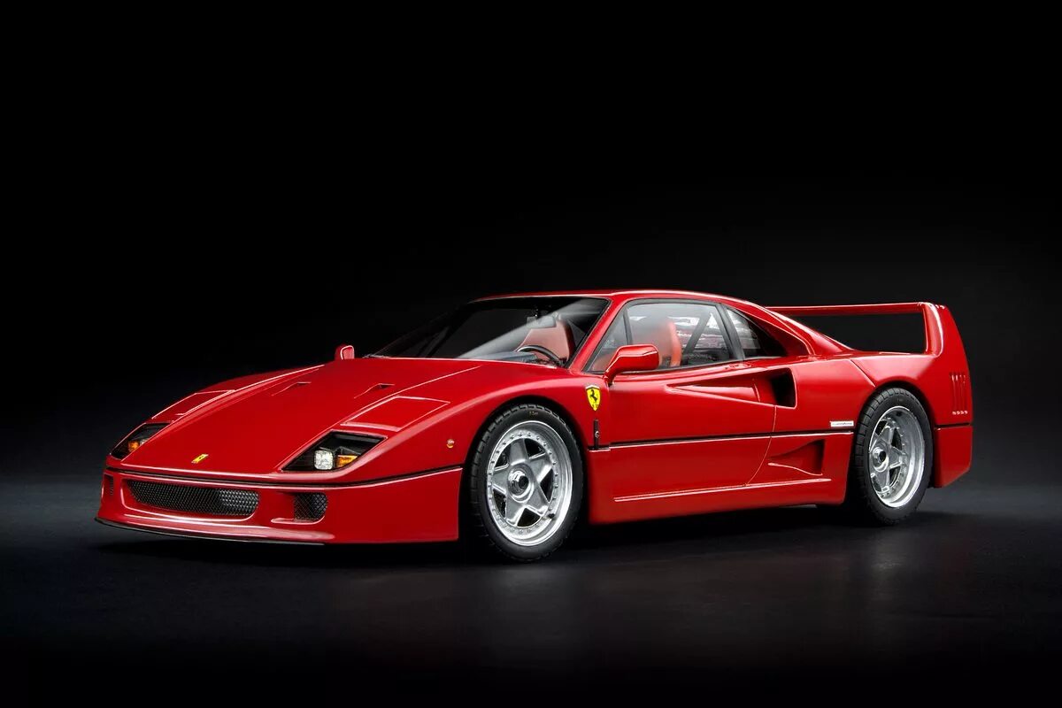 Модель r. Феррари f40. Модель Ferrari f40. Модель Феррари ф40. Феррари f40 первая модель.