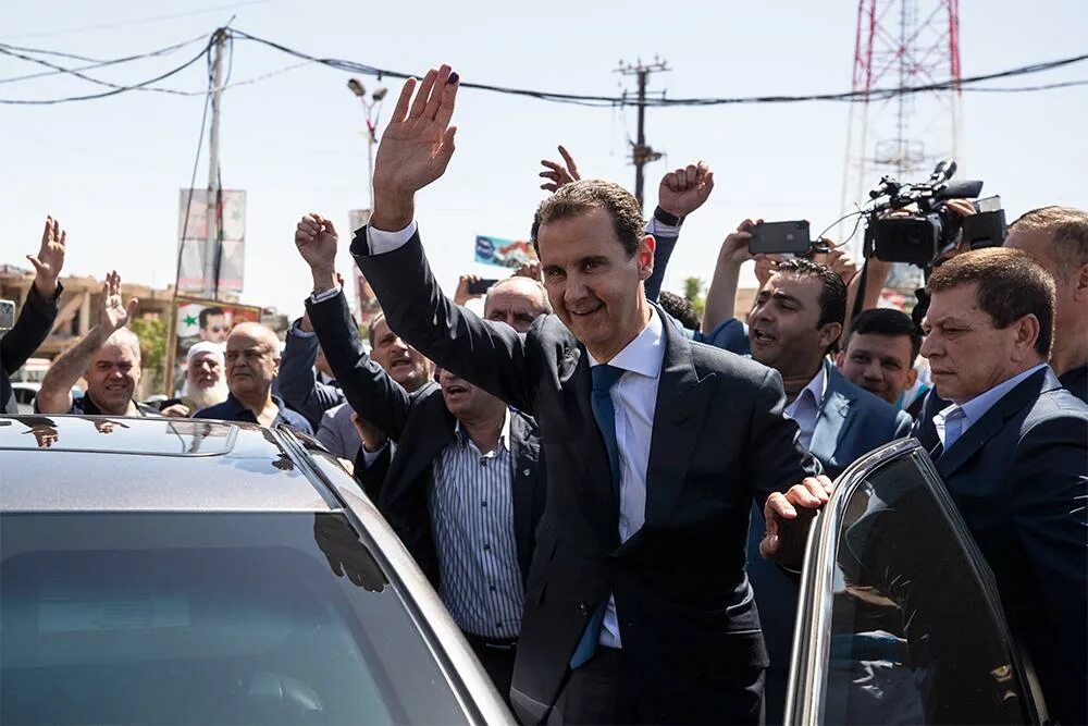 Визит Башара Асада в ОАЭ. Башар Асад 2024. Башар Асад зигует. Башар Асад видеокадр.