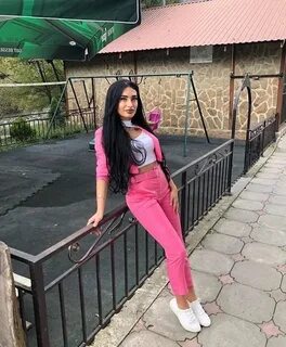 Девушки в дагестане квест