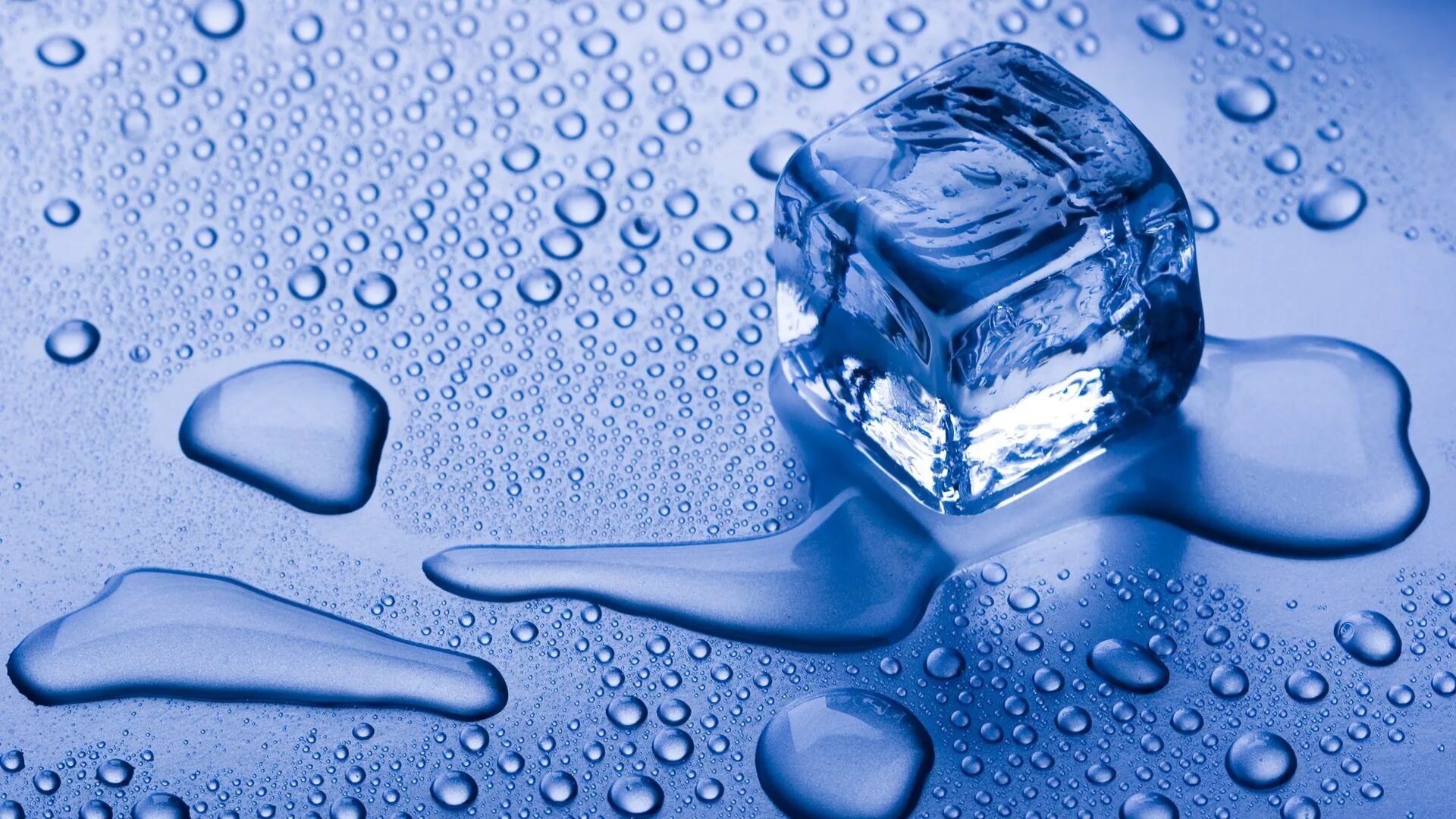 4 одол вать лед неть. Ice cube лед water. обои вода. красивые кубики льда. тает лед.