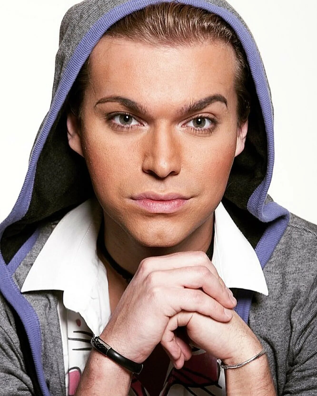 Илья солнцев. Илья солнцев гоген. Гоген солнцев кто это. Илья солнцев гоген. Илья солнцев гоген.