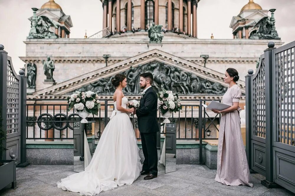 Свадьба в СПБ. Свадебная фотосессия СПБ. Свадьба на крыше. Свадебная фотосессия в Питере для двоих.