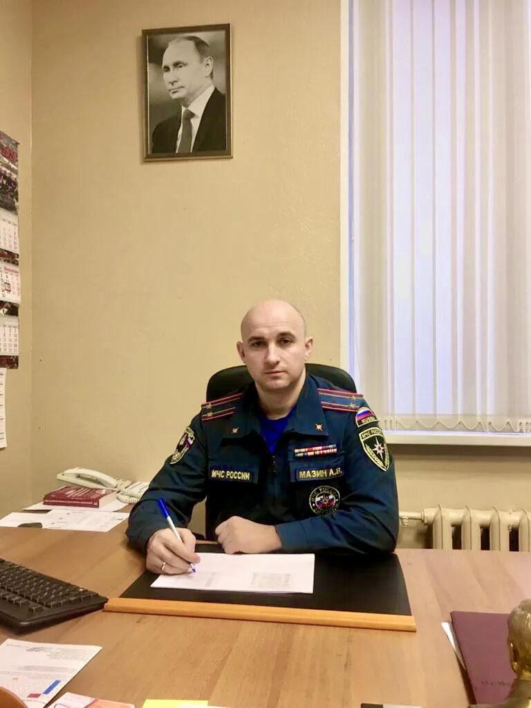 Аникин алексей геннадьевич мчс. Колесов виктор леонидович мчс. Генерал аникин мчс. Ю. Алексей аникин гу мчс санкт-петербург.