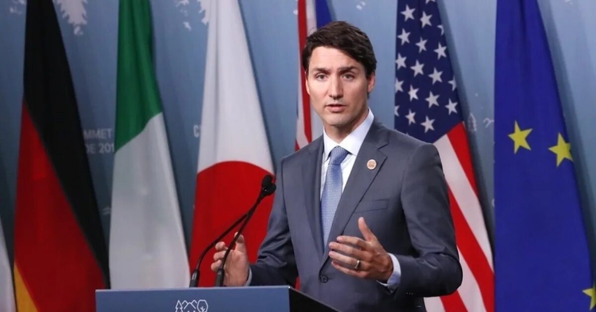 Джастин Трюдо. Премьер министр Канады в полный рост. Трюдо Канада. Премьер министр Америки 2022.