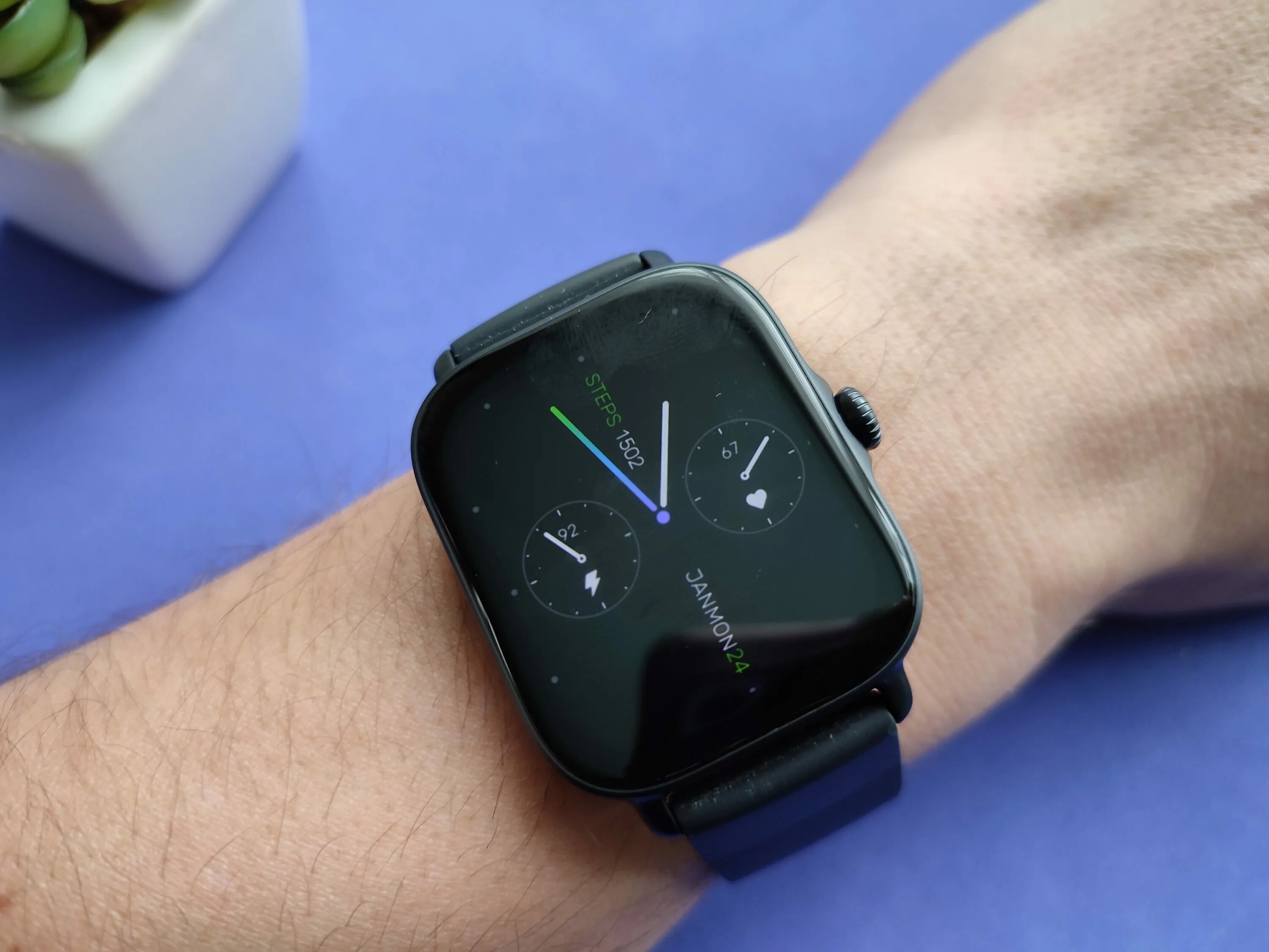 Xiaomi amazfit gts 2. Amazfit gts 2 mini. Amazfit gts 2. Amazfit gts дисплей. Часы амазфит gts 2.