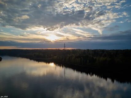 Берег реки свирь