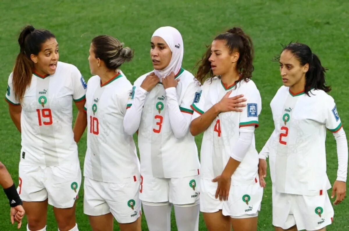 Женский футбол. Женская сборная Марокко по футболу. Женская сборная Англии по футболу. Женская сборная Ирана по футболу.