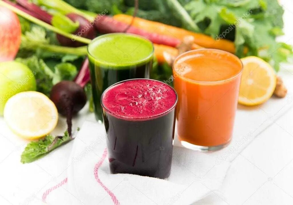 Свежевыжатый сок в холодильнике. Свежевыжатые соки. Овощной сок. Свежевыжатые овощные соки. • Свежевыжатый (свежеотжатый) – сок,.