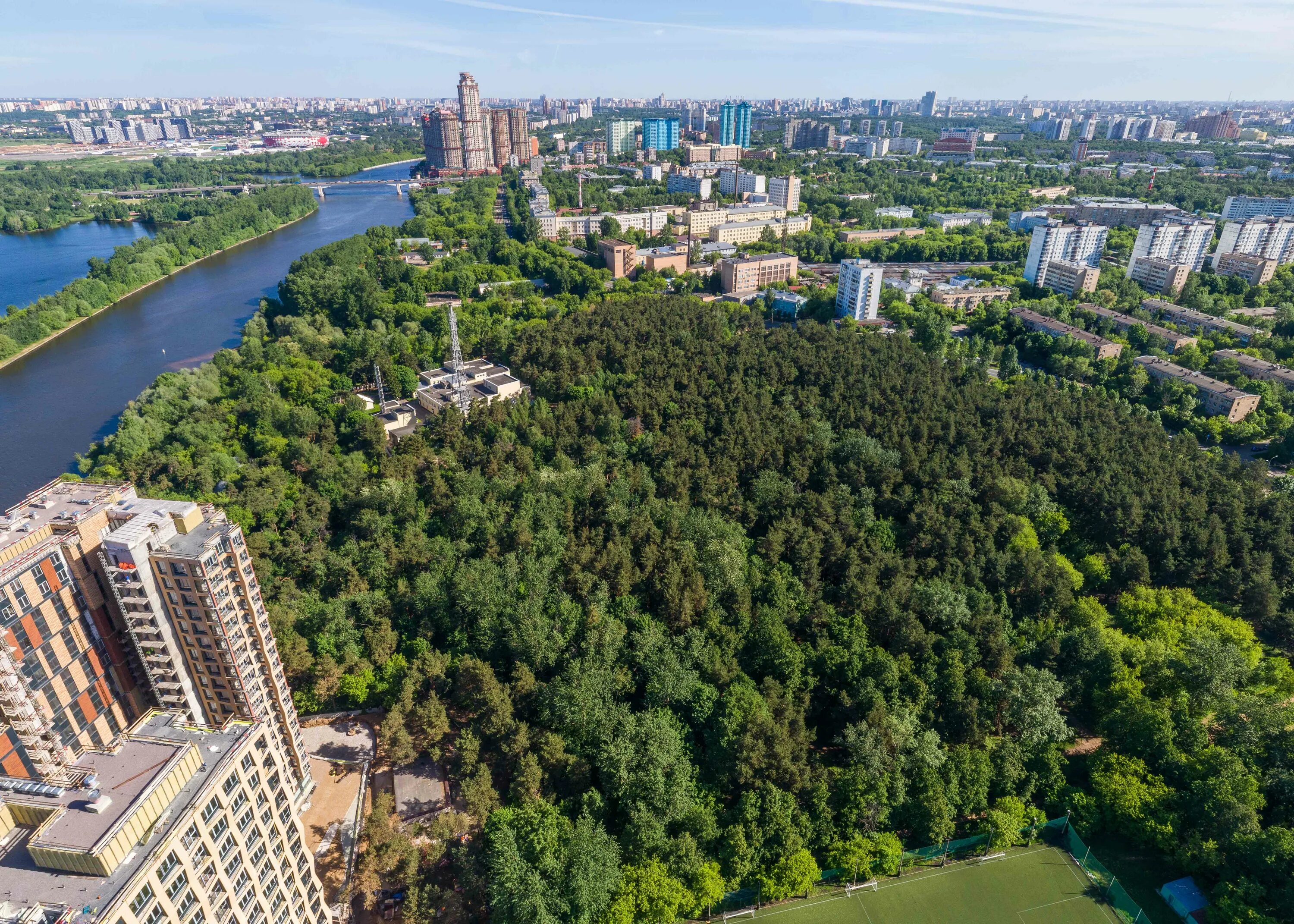 Жк на москва реке. Серебряный Бор Хорошево Мневники. ЖК серебряный Бор Москва. Живописная ул, серебряный.Бор. ЖК дом серебряный Бор.