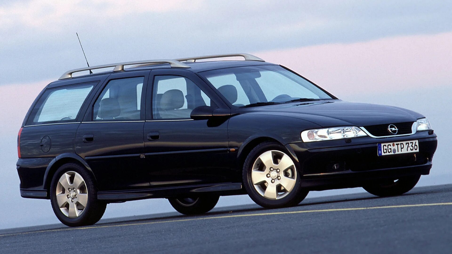 Опель вектра караван. Опель Вектра Караван 2000. Опель Вектра b универсал. Opel Vectra b 1998 универсал. Opel Vectra b универсал 1999.