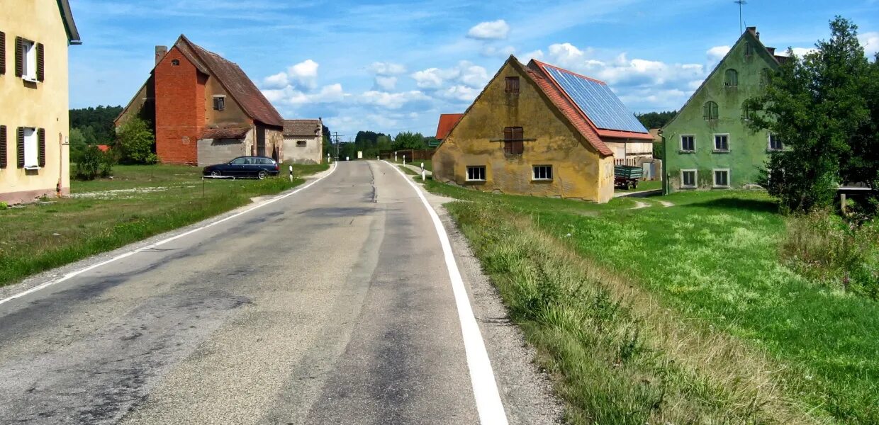 Показать немецкую деревню