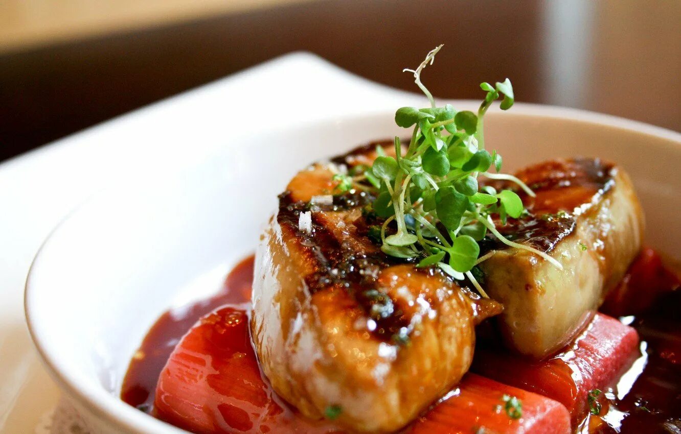 Говядина духовая говядина. Красивые блюда. Красивые блюда. Очень горячие блюда. Горячие мясные блюда.