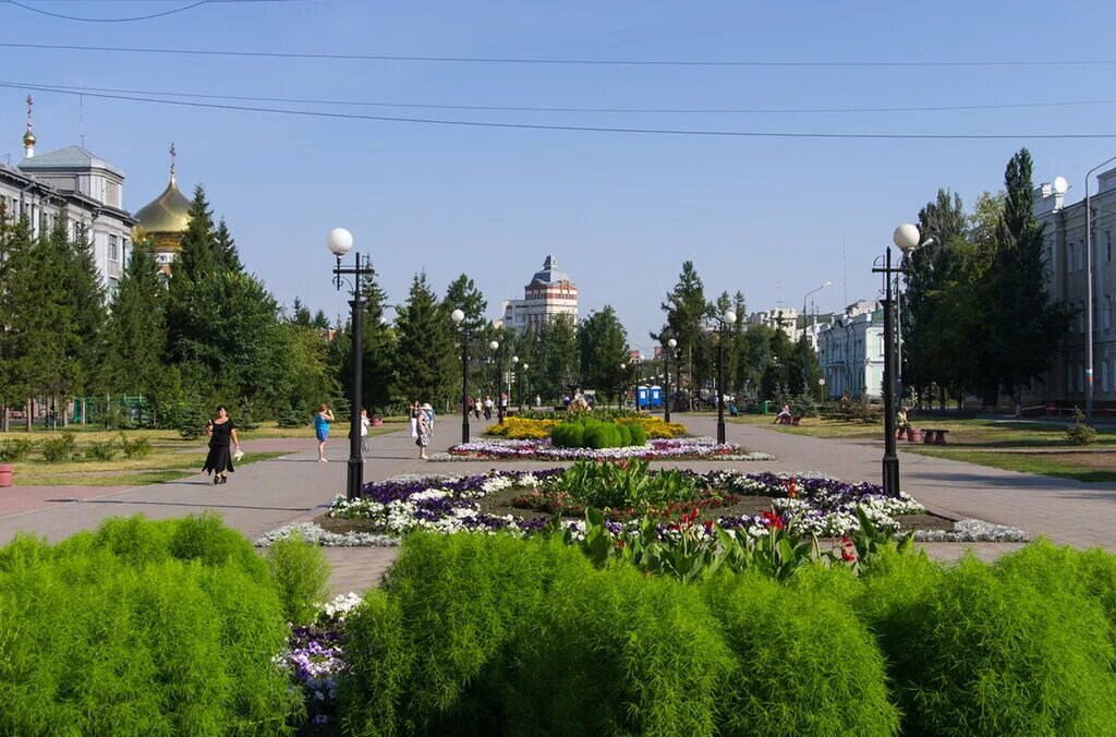 Город омск называют городом. Омск центр. Улица Тарская Омск. Омск центр города. Омск Центральная улица.