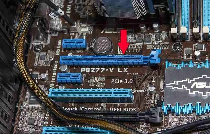 Как называется разъем для видеокарты. Видеокарту в слот pci-e x16. pci express разъем материнской платы. разъём для подключения видеокарты на материнской плате. слот под видеокарту на материнской плате.