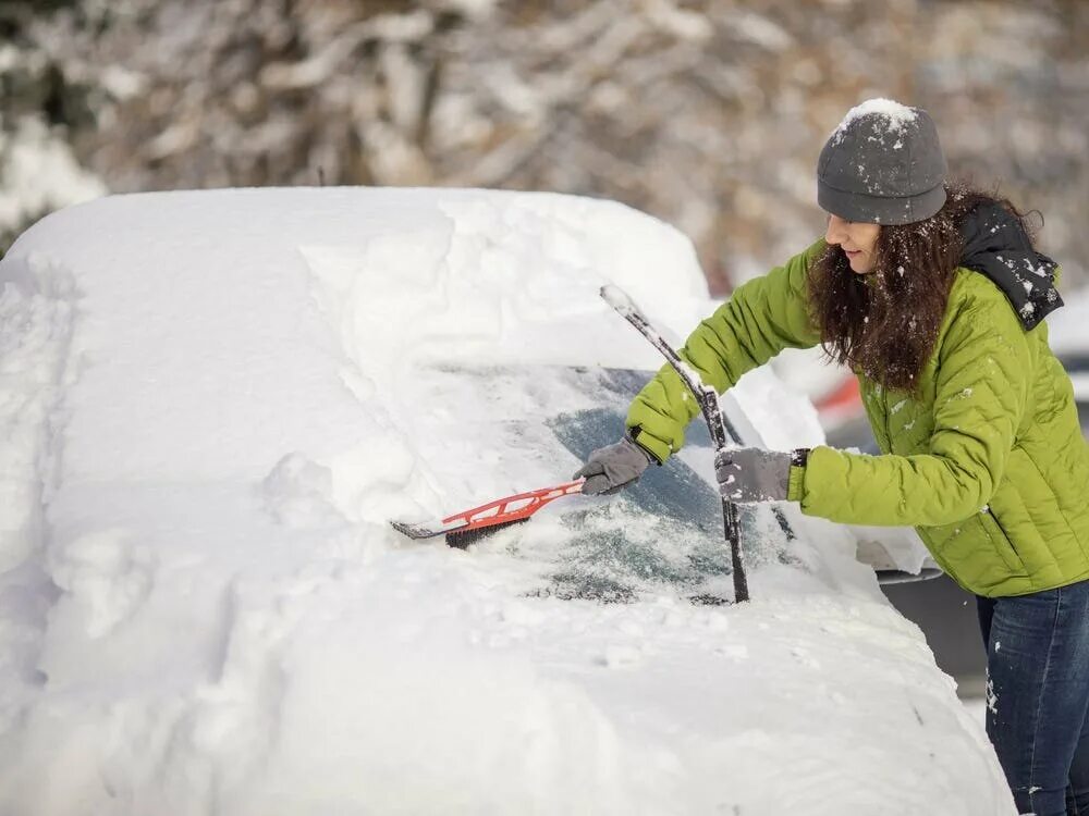 Греет ли. Clean Snow. Preparing your car for Winter:. Preparations for the Winter. Cleaning from Snow.