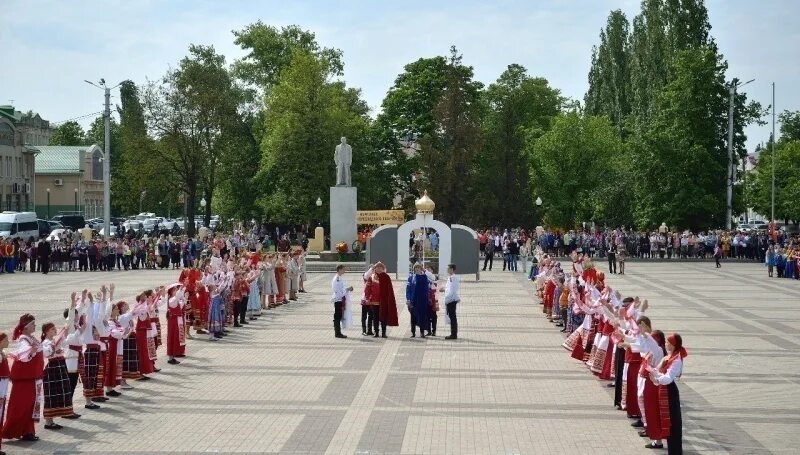 Прогноз погоды в борисоглебске на 10 дней. Борисоглебск парк. Городской парк Борисоглебск. Парк в Борисоглебске Воронежской области. Скверы Борисоглебска Воронежской области.