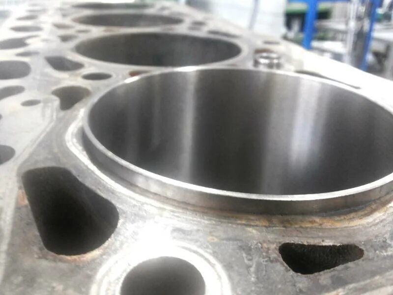 Гильзовка цилиндра. Гильзовка блока цилиндров mr20dd. гильзовка блока ваз 2112. гильзовка ваз 2112. гильзовка блока цилиндров ваз.