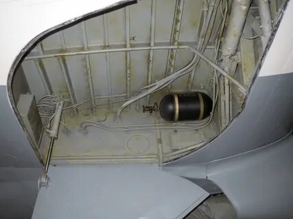 Куда встроен воздушный тормоз на израильском nesher