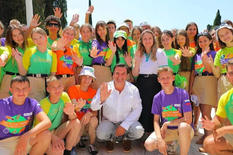 артек янтарный квн 15 смена. конкурсы в артек 2024. мдц артек кресло. конкурсы в артек 2024. артек 2023.