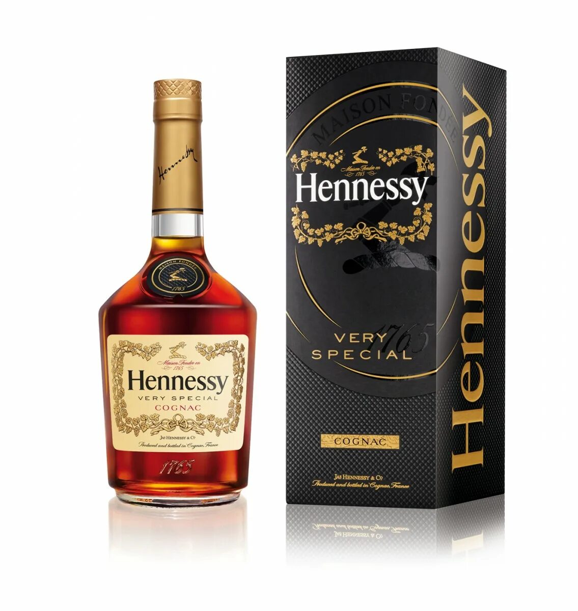 Хеннесси 0.7 оригинал. Коньяк Hennessy vs 0.7. Коньяк Hennessy vs 0.7 оригинал. Хеннесси vs. Хеннесси вс фото.