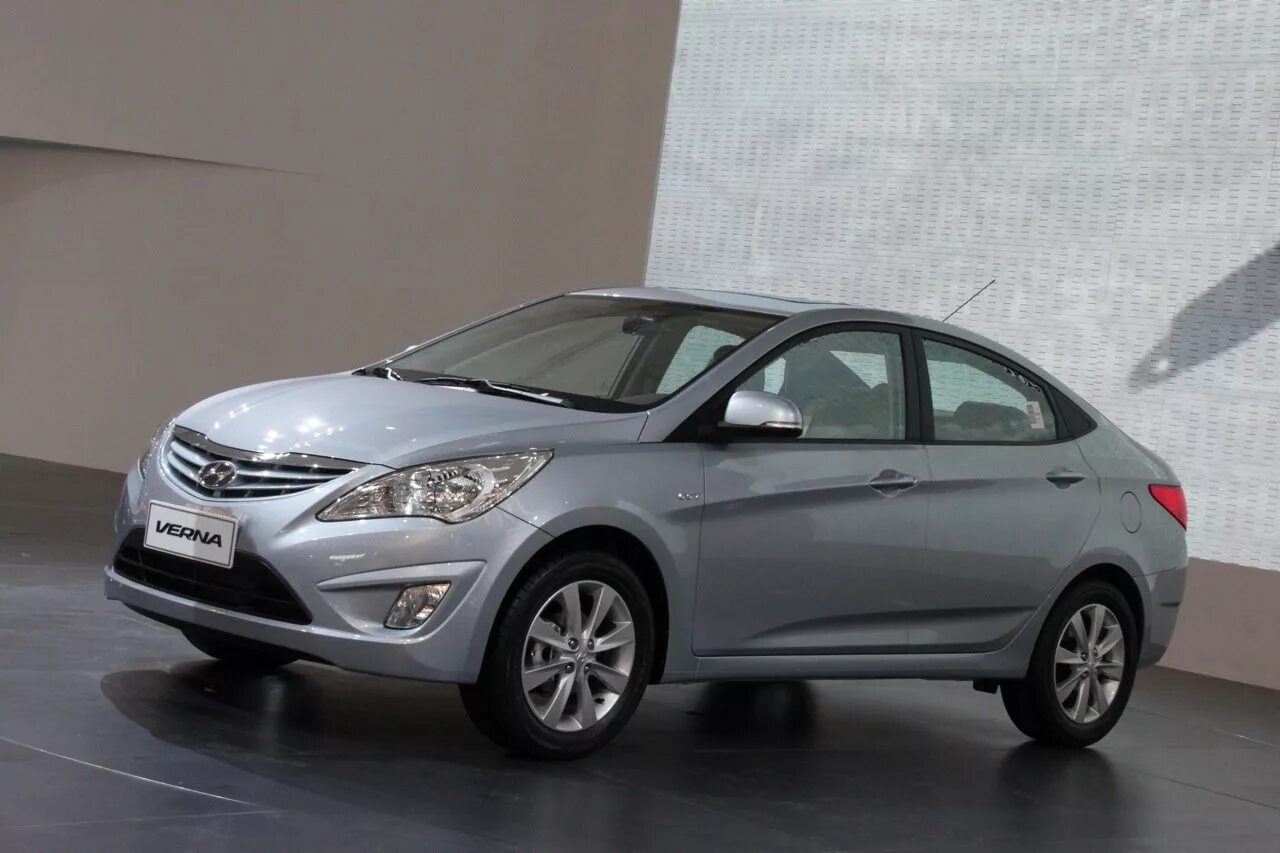 Hyundai verna. Hyundai Verna 2010. Hyundai Verna 2011. Hunday Verna. Verna 2010.