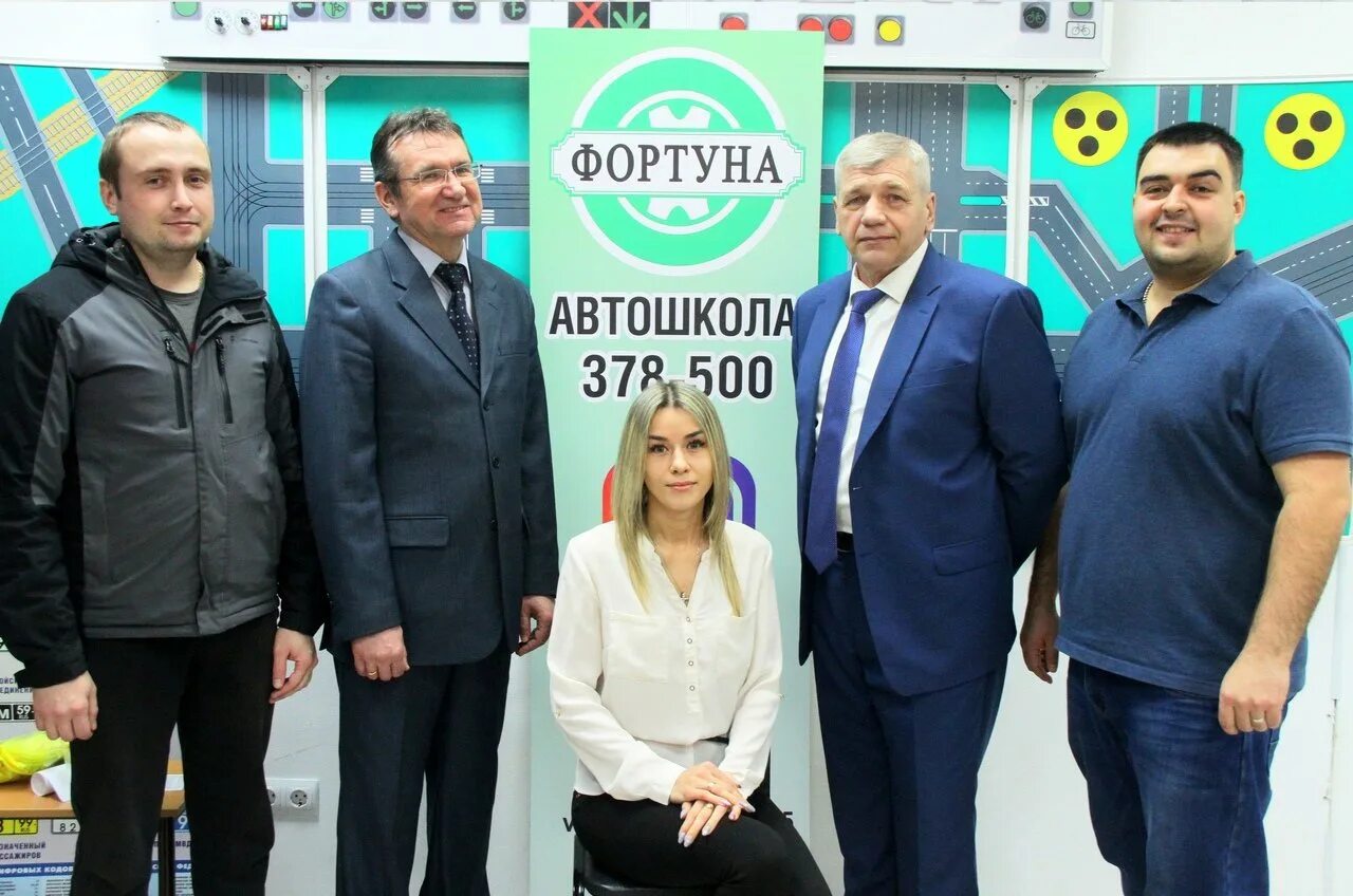 Фортуна плюс сызрань. Фортуна плюс автошкола. Автошкола фортуна плюс сызрань. Автошколы в киржаче. Фортуна плюс автошкола.