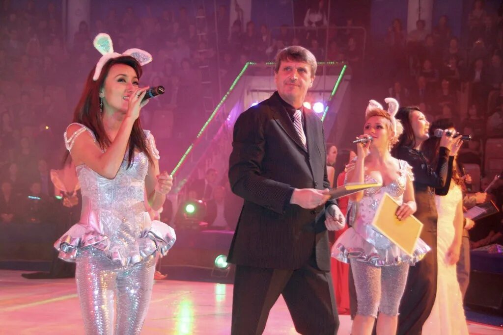 две звезды композитор