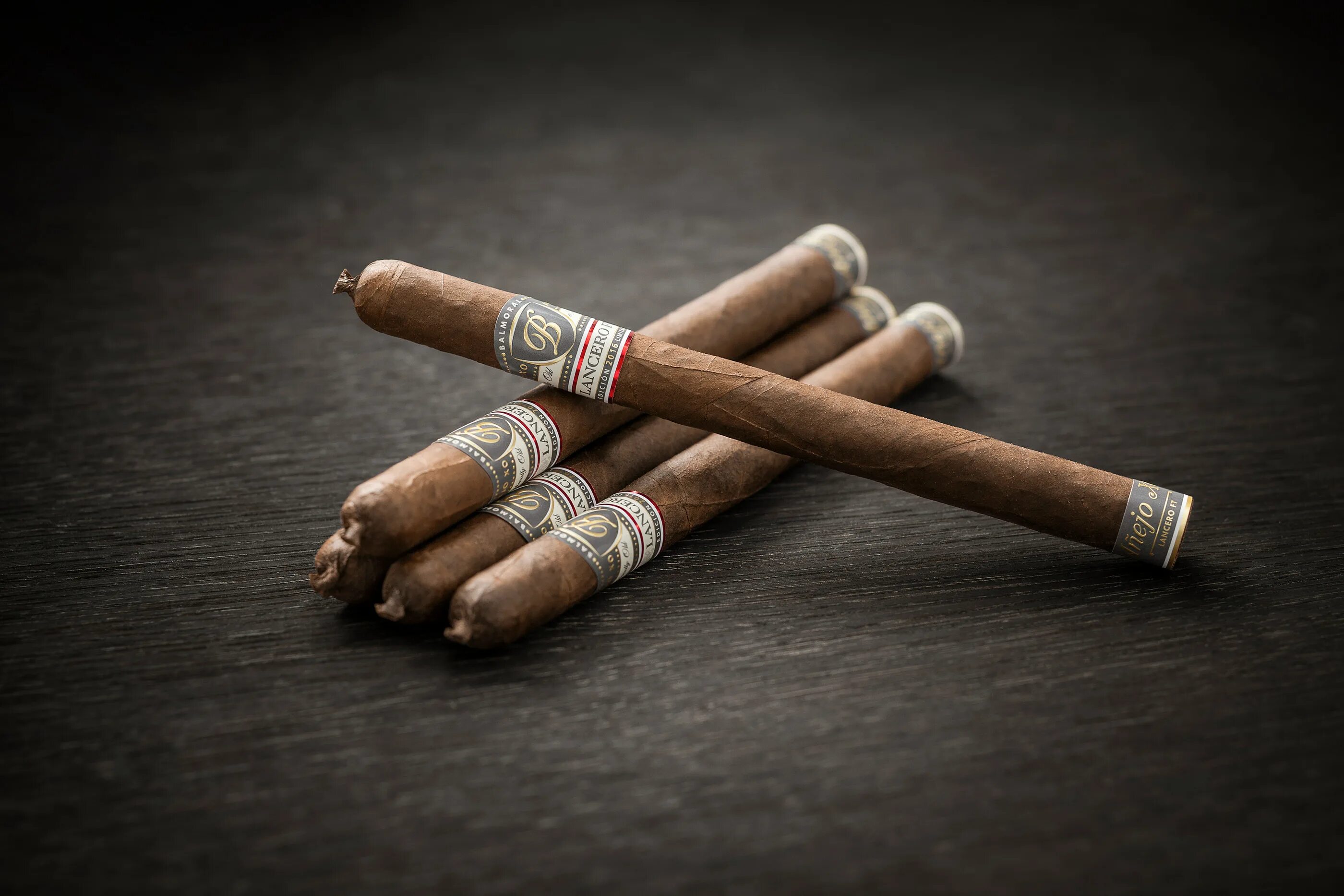 Фон сигары. Balmoral сигары. сигары balmoral anejo xo. balmoral сигары доминиканские. сигары фон.