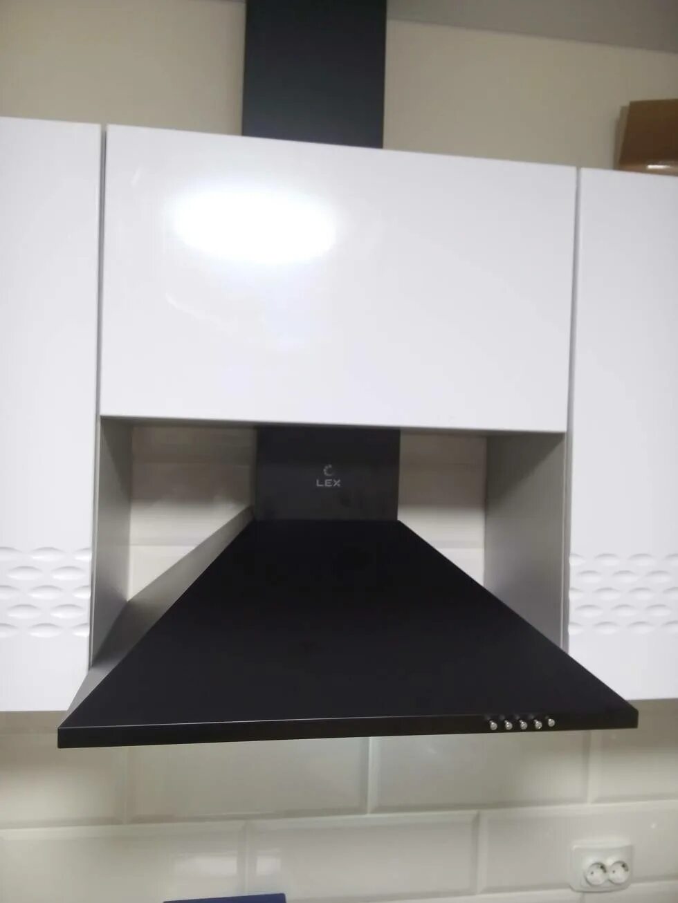 Установить вытяжку maunfeld. Вытяжка maunfeld manchester light 60. вытяжка maunfeld beta 60. вытяжка 60 см kuppersberg f 612 w. вытяжка krona 50 см белая.