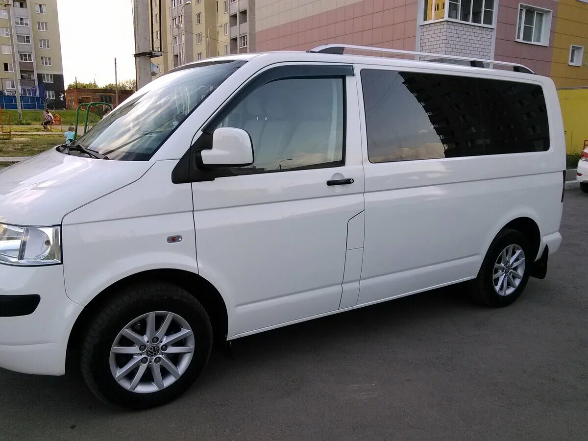фольксваген транспортер 2009. транспортер 2009 года. фольсфаген транспортёр т5. транспортер 2009 года. с.