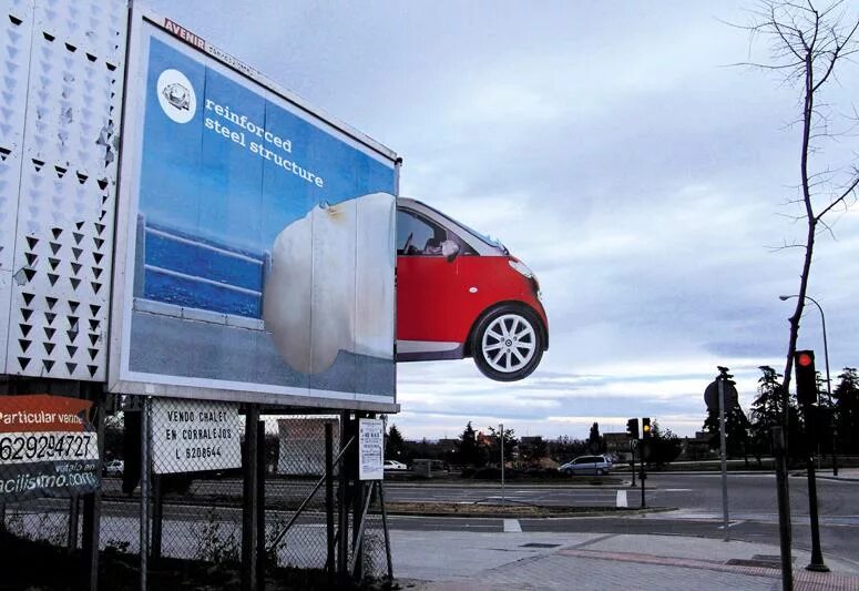 Платная реклама. Необычная реклама автомобилей. рекламный щит на автомобиле. креативная наружная реклама авто. рекламный баннер авто.