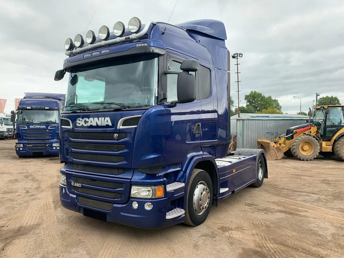 Продажа скания в россии. Scania r Series. Скания 2013. Синяя Скания Тонар. Скания тягач 2013 года.