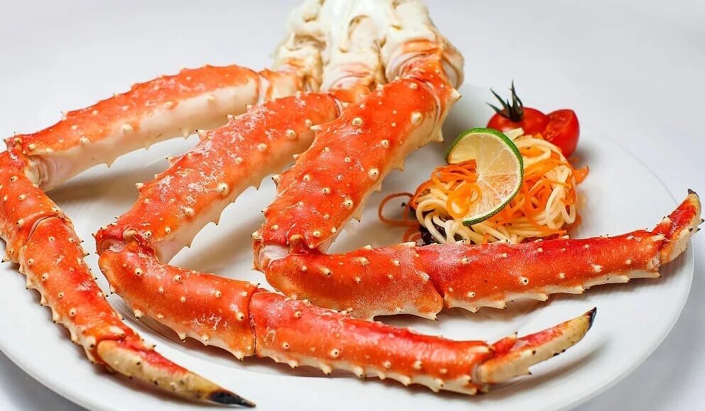 Как приготовить клешни краба замороженного. Камчатский королевский краб клешни. Клешни камчатского краба. Краб стригун и камчатский. Клешни камчатского краба л5.
