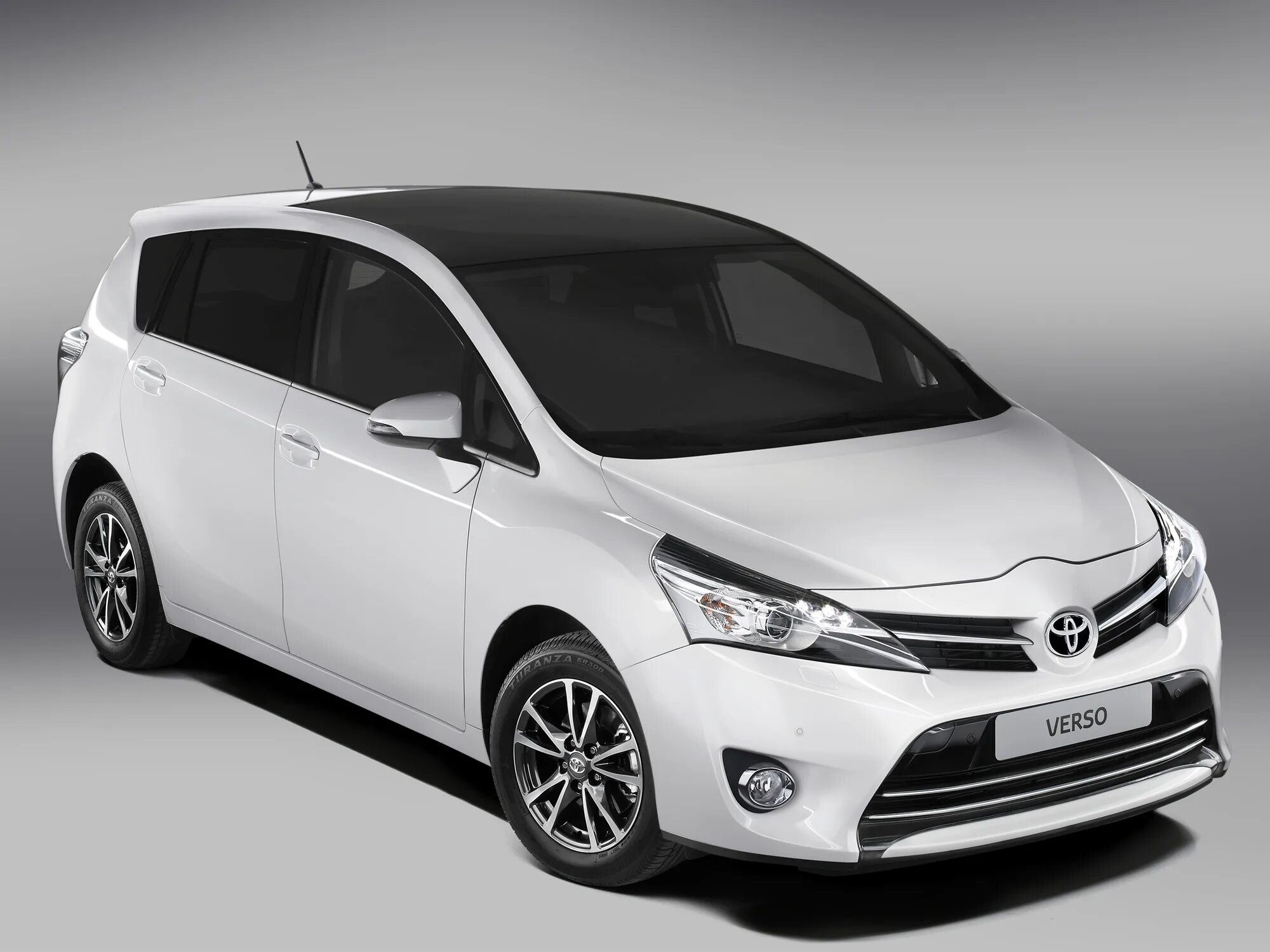 Hybrid 1.8. Toyota Verso 2012. Toyota Verso 2013. Тойота версо 2013. Toyota Verso 2022.