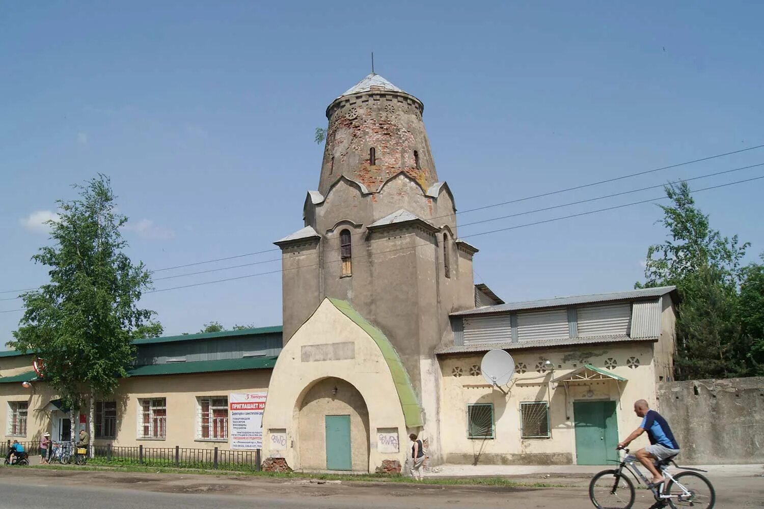 Виллози купить. Дудергоф Церковь св.Ольги. Храм в Виллози. Красное село памятник архитектуры. Памятник в Виллози.