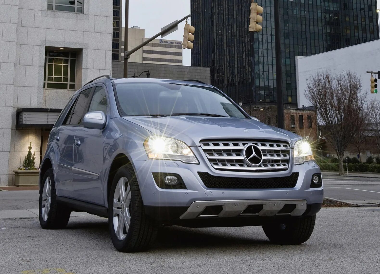 Мерседес мл 2010. Mercedes ml 450 2010. mercedes benz ml 450. mercedes-benz w164. mercedes benz ml 2010.