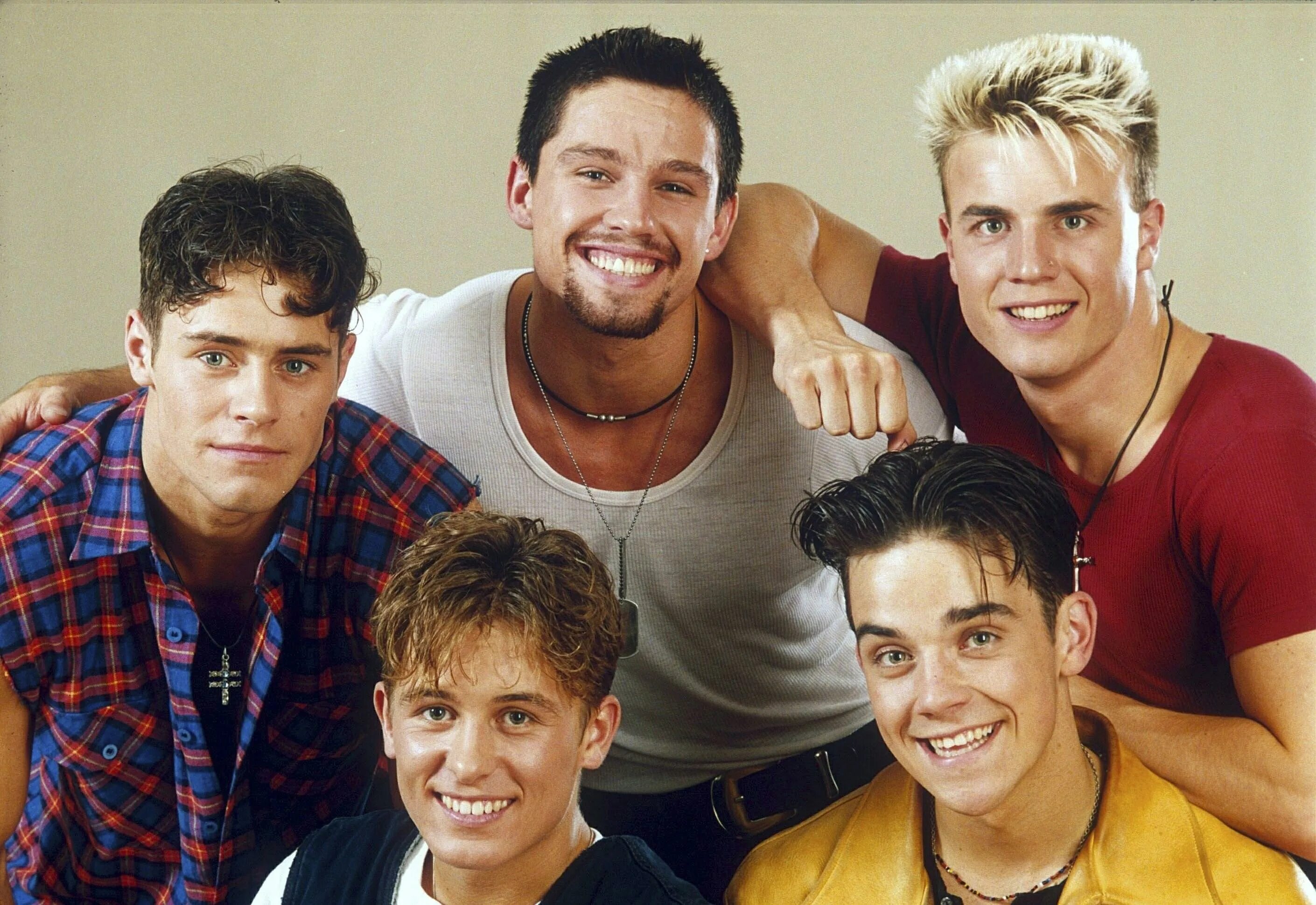 Бэ4стритбойс. Зарубежные музыкальные группы 90. Backstreet boys 1993. Backstreet boys 1993. Группа boyzone малыши.