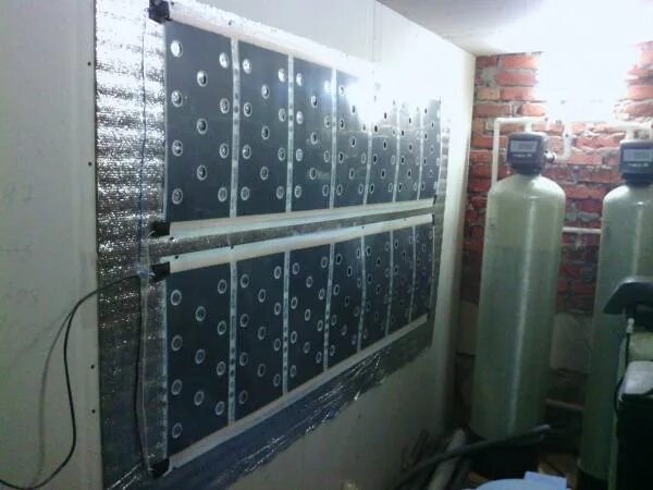 пленочный пол на стену. плёночный тёплый пол на стену. радиатор из плёночного пола. пленочный пол на стену. электрический теплый пол на лоджии.