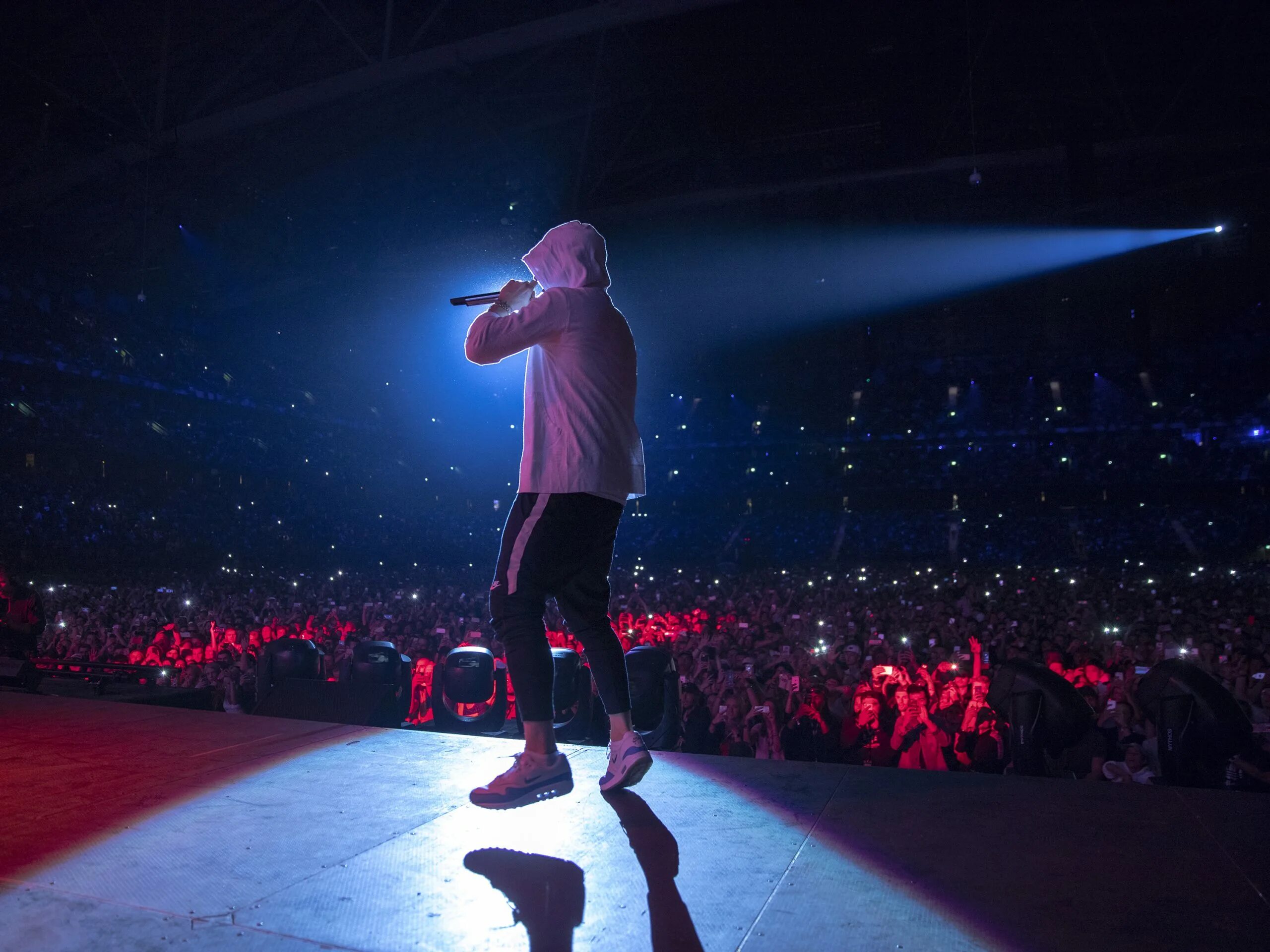Выступление 2018. Эминем 2018. эминем концерт 2019. эминем концерт 2025. eminem фото 2018.