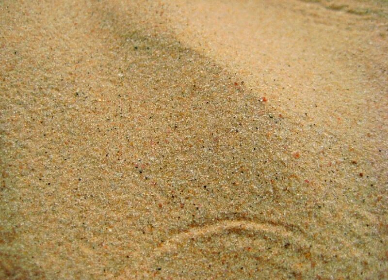 Купить песок в пензе с доставкой. Песок Речной намывной сеяный. Песок Речной в м3. Песок морской строительный. Речной песок для бетона.