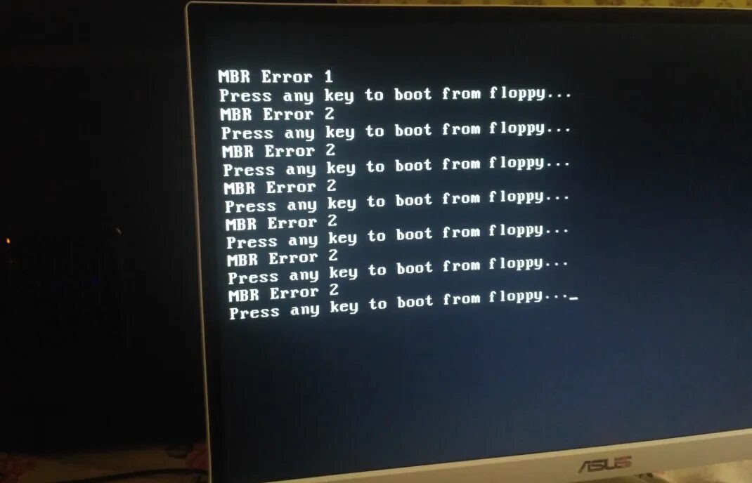 Трудная ошибка 1. Mbr error 1 press any key to boot from floppy. ошибка press any key to boot from floppy. мбр еррор 1. press any key to boot from floppy mbr error 2 что такое.